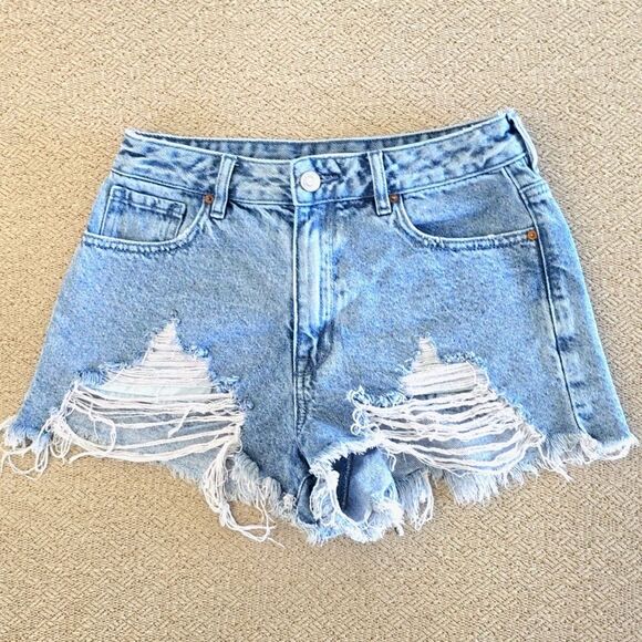Pacsun High Rise Festival Medium Wash Distressed Jean Shorts - Size 26 - Picture 1 of 12